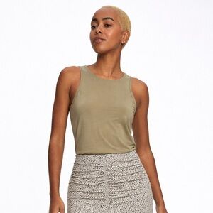 🇨🇦 Paper Label Olive Green Tencel Tank, XS